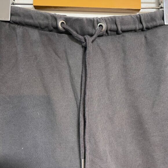 H&M Washed Charcoal Gray Women's Sweatshorts Size M - Picture 3 of 9